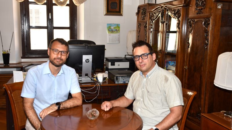 Il professor Andrea Debeljuh ricevuto...